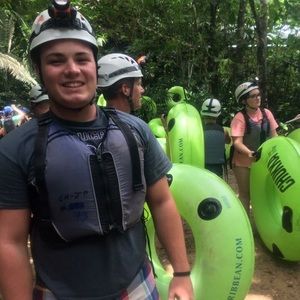 Meet your Posher, Bailey